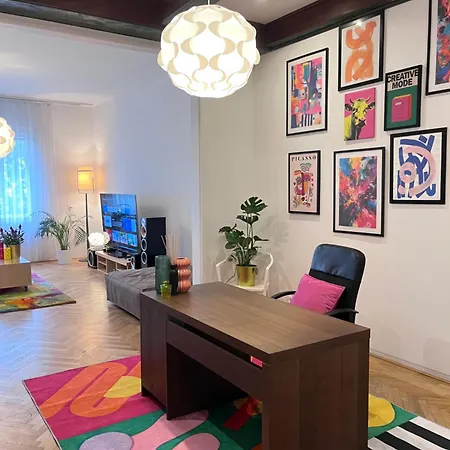 Apartman The Heart Of The *